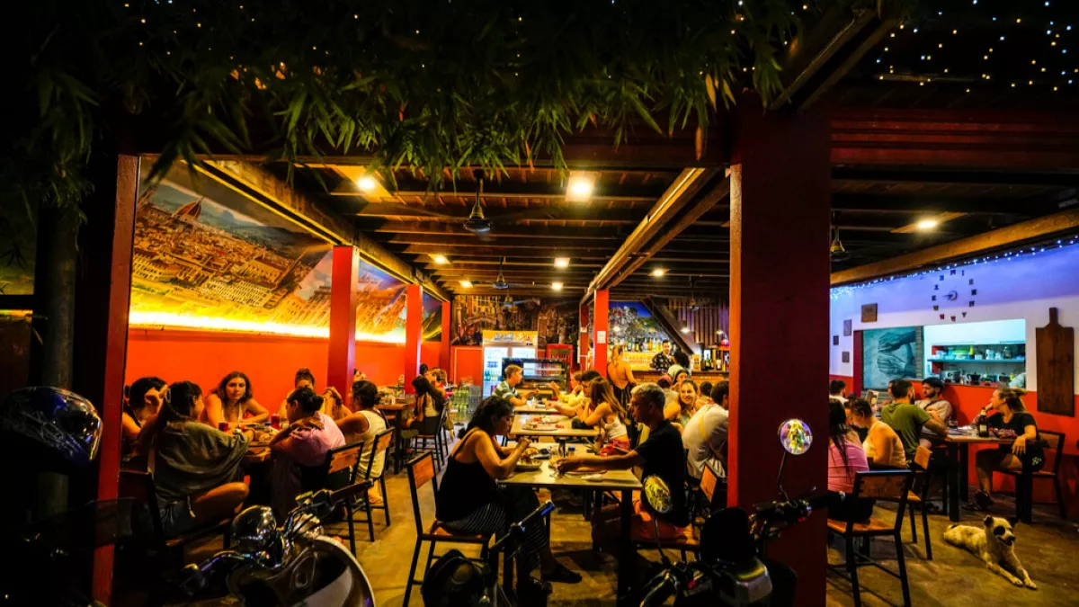 Four Tourists Dead in Laos: Methanol Poisoning Suspected